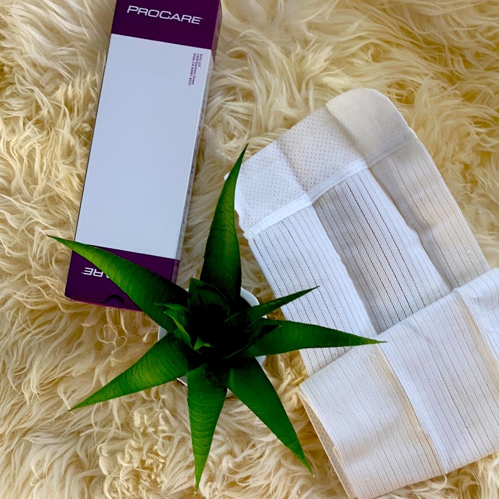 NIB Adj Waist Trainers/ Postpartum Binder